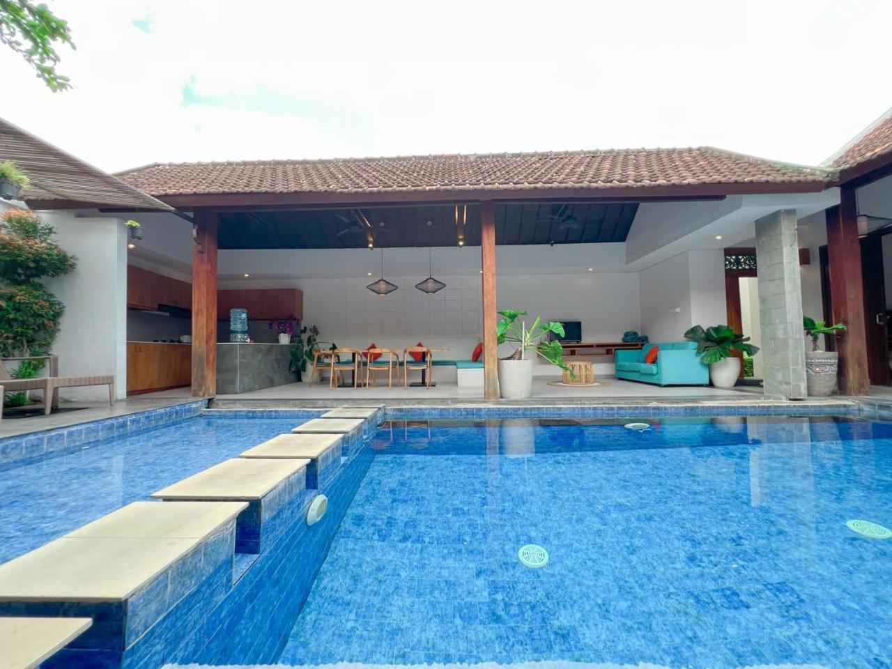 Apple Villa & Suite Seminyak Экстерьер фото