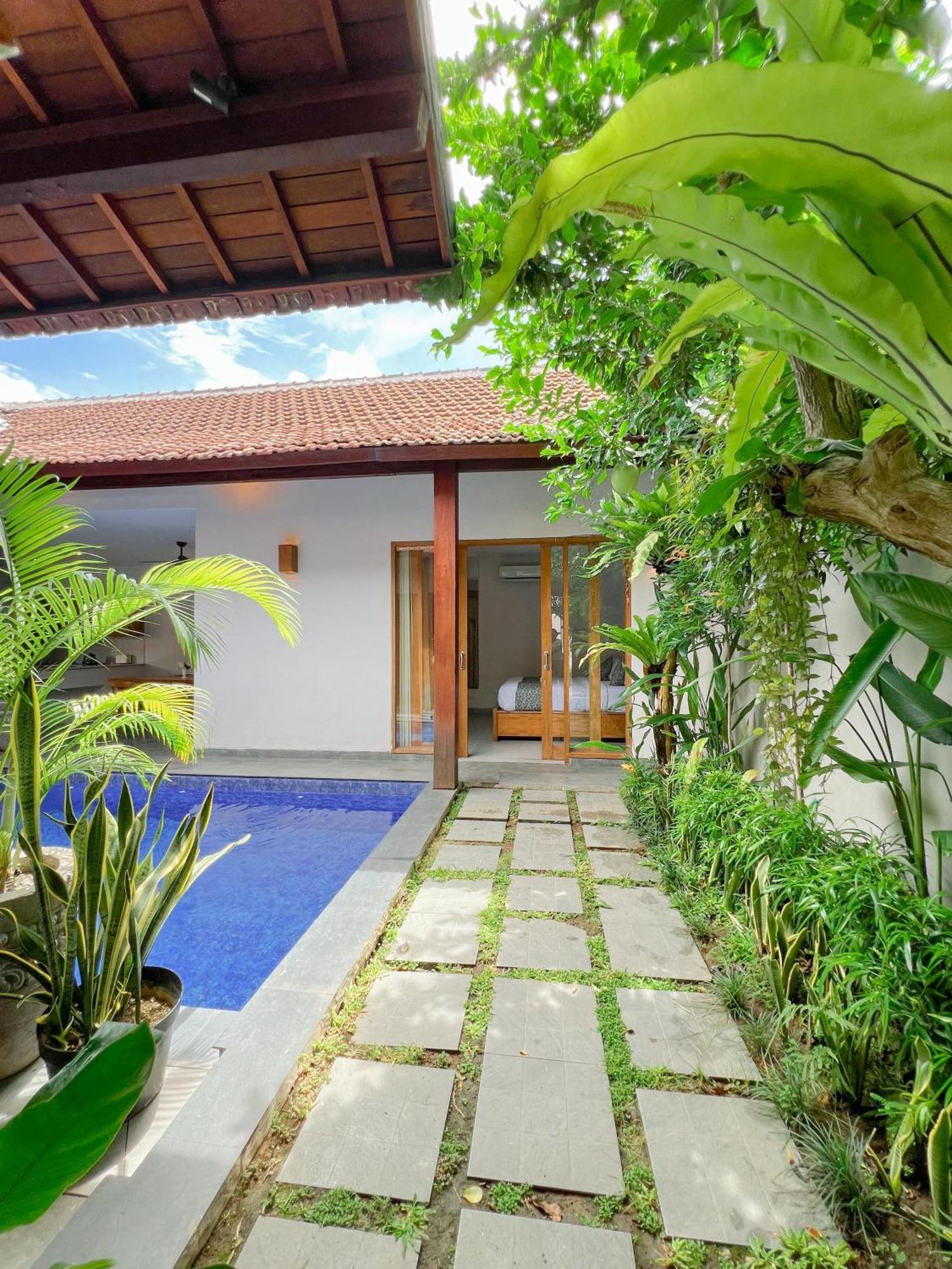 Apple Villa & Suite Seminyak Экстерьер фото