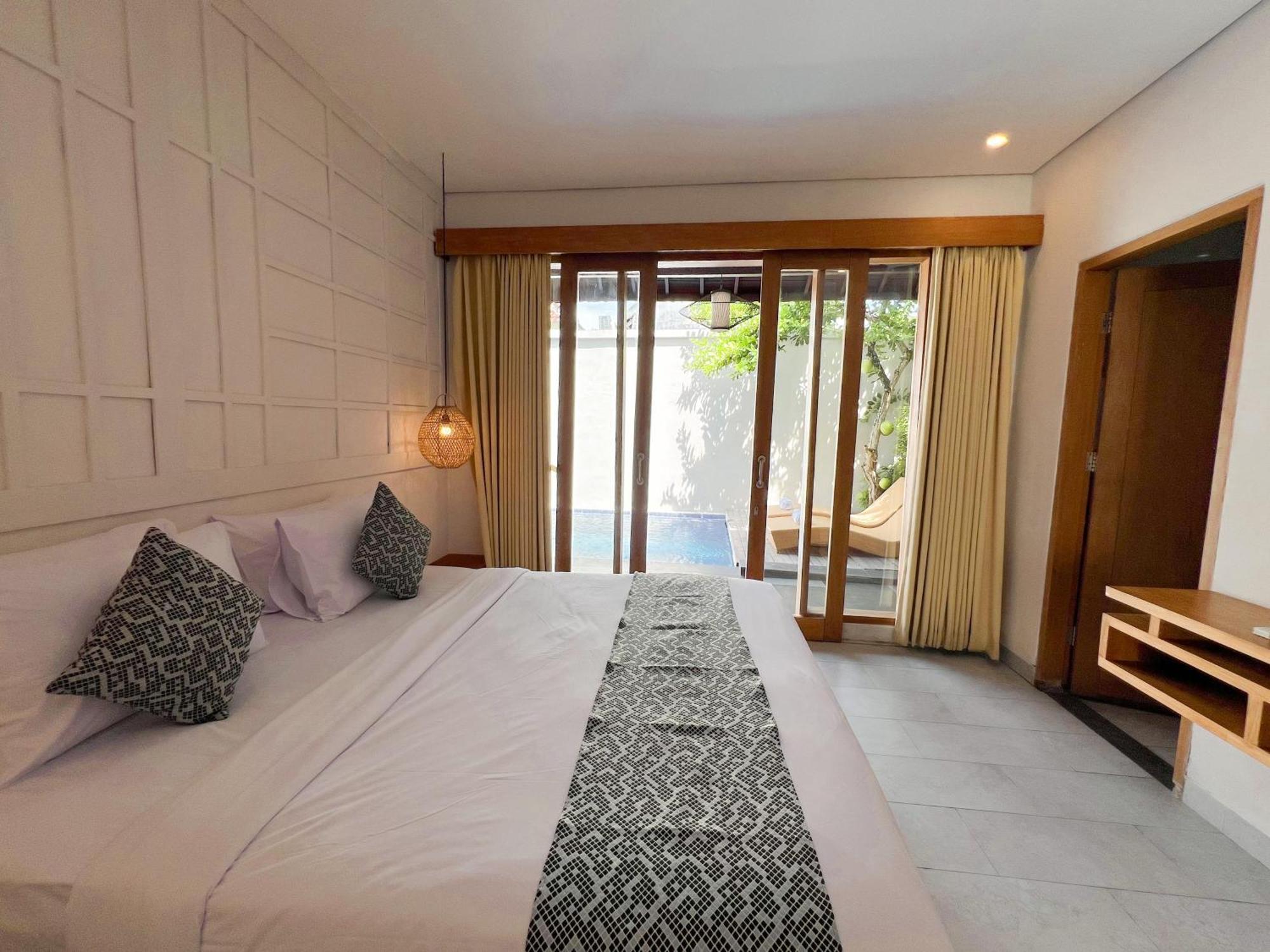 Apple Villa & Suite Seminyak Экстерьер фото